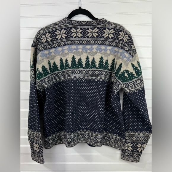 Paris Sport Club women’s wool Nordic winter tree mountain sweater. Size Large - Picture 2 of 5
